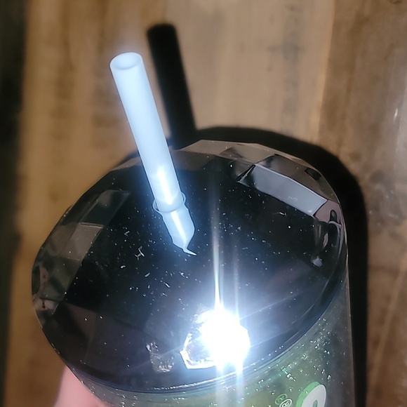 Starbucks Holiday 2023 Glitter & Metallic Dome Lid Venti Tumbler 24 oz - Picture 3 of 8